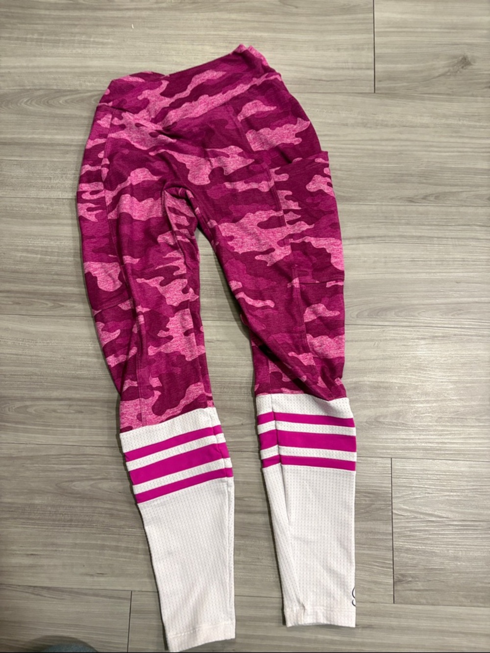 Bombshell sportswear leggings